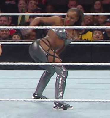 Naomi de la WWE (Gifs)