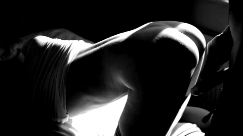 Gifs en blanco y negro