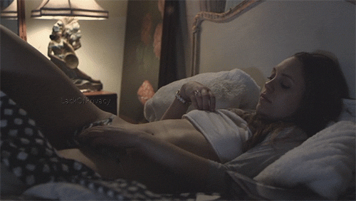 caliente despertar(lesbo)
