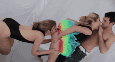 Lia Lor. Una dama de buen gusto. Gifs