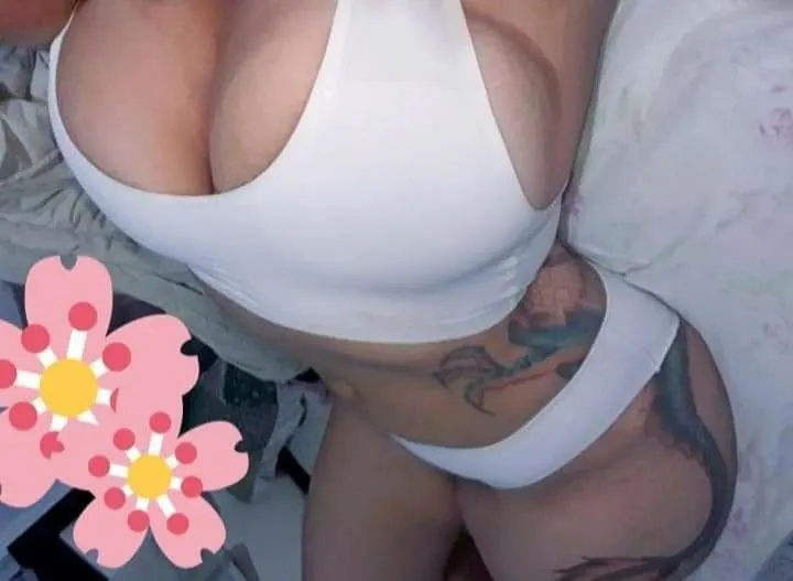 Tatuada hermosa