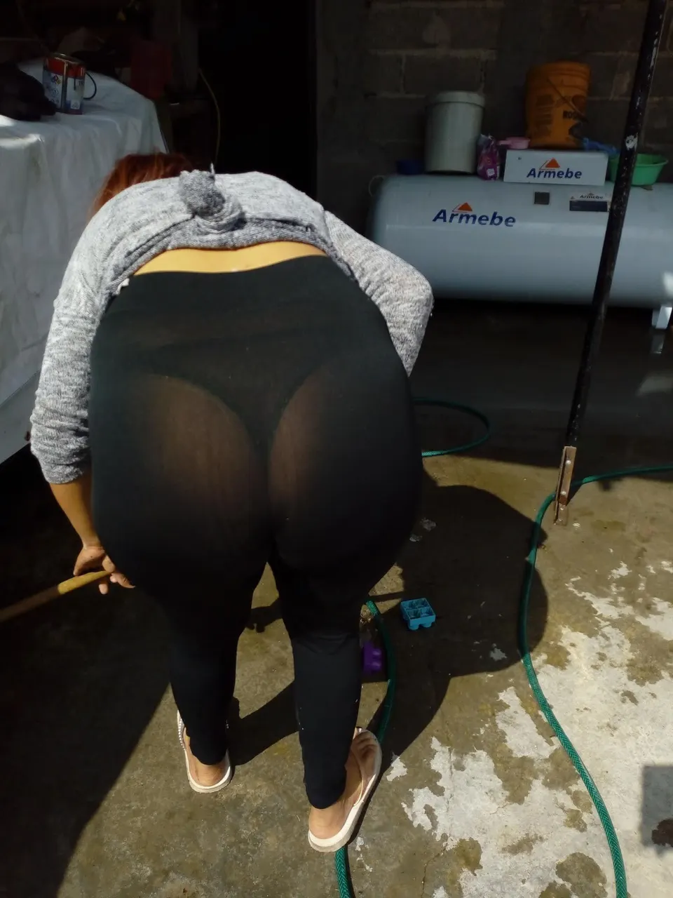 Culona de ixmi exhibiendo su culote