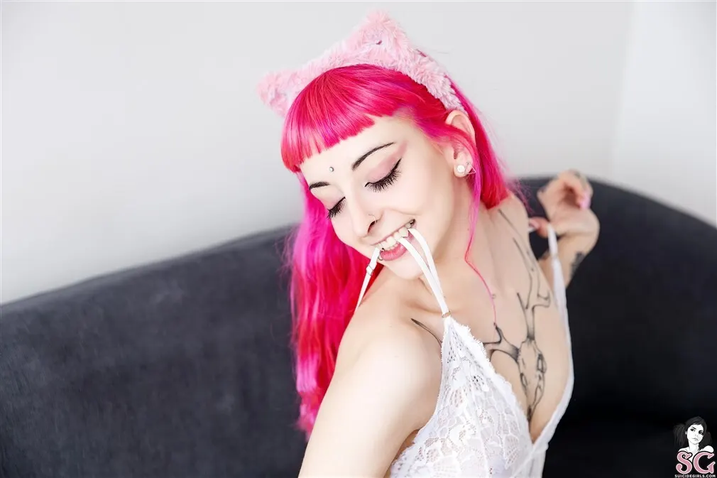 Melxdie Suicide, The Neko Awakens