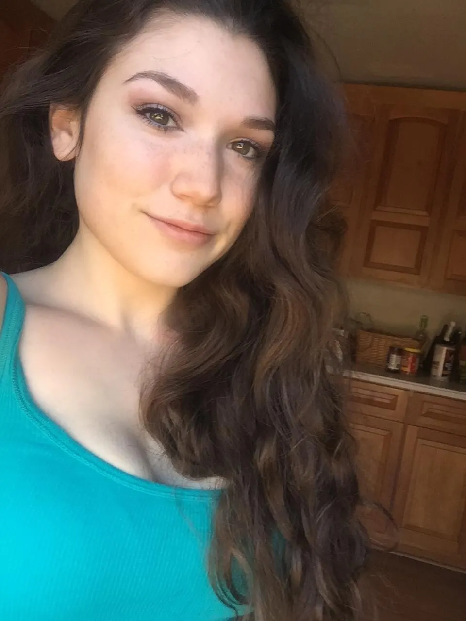 Laureen,hot selfies