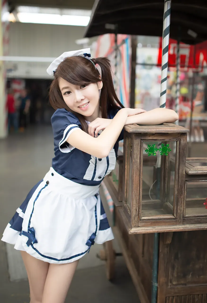 Pretty Woman Wearing Maid Costume Asian Gravure Idol (soft)