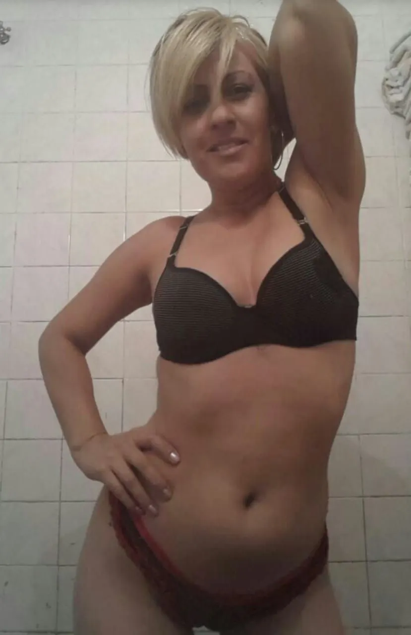 Una bomba, Veterana santafesina