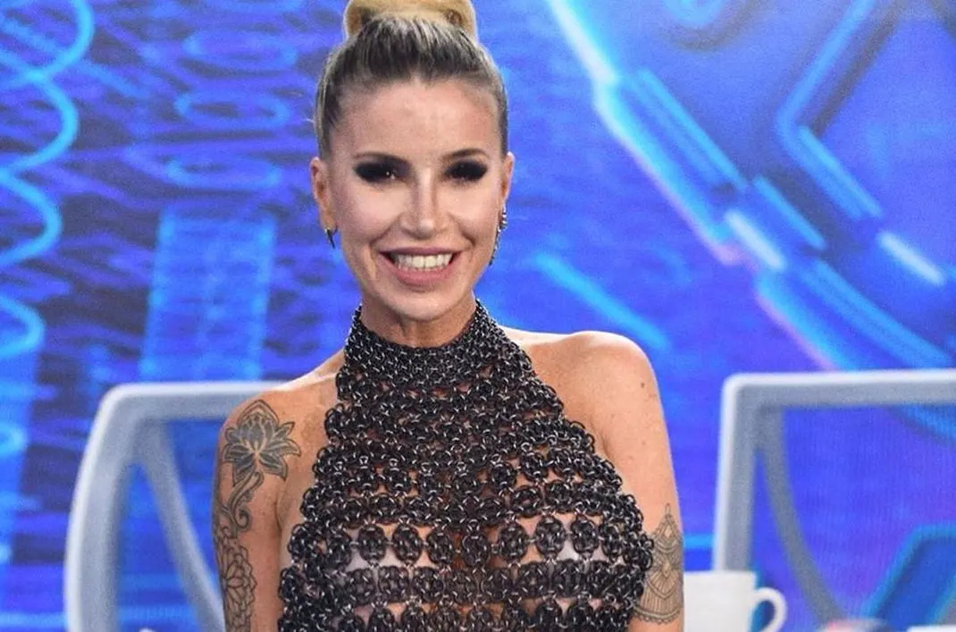 Flor Peña milf tetona (SUPERpost)