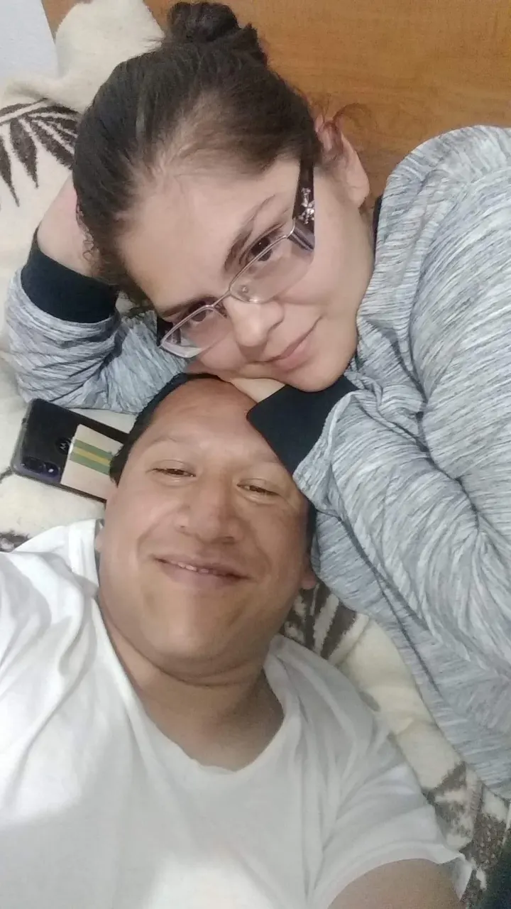 Una parejita más de facebook