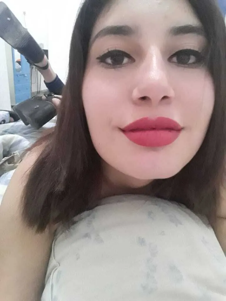 Muñequita hermosa Anabel Melina cuerpo exitante