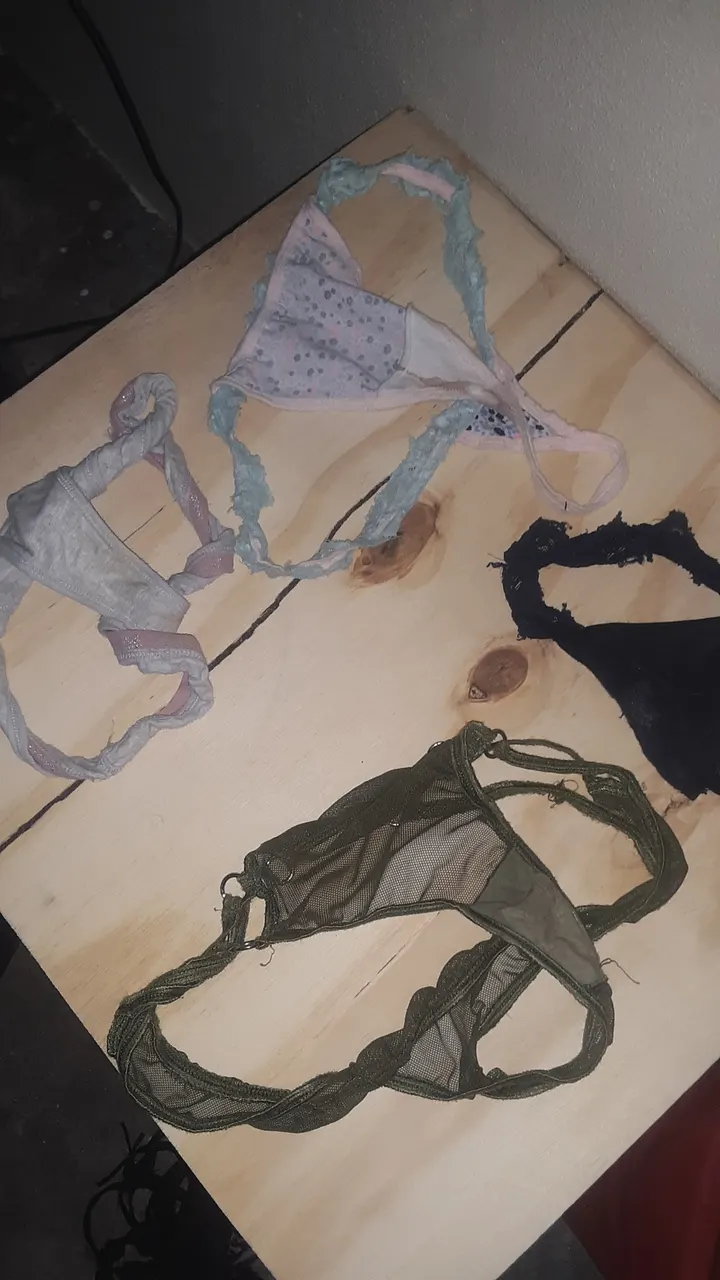 Tanguitas de mi esposa nalgona cachonda