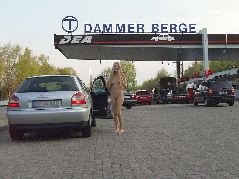 Desnudas en Publico - Flashing 35