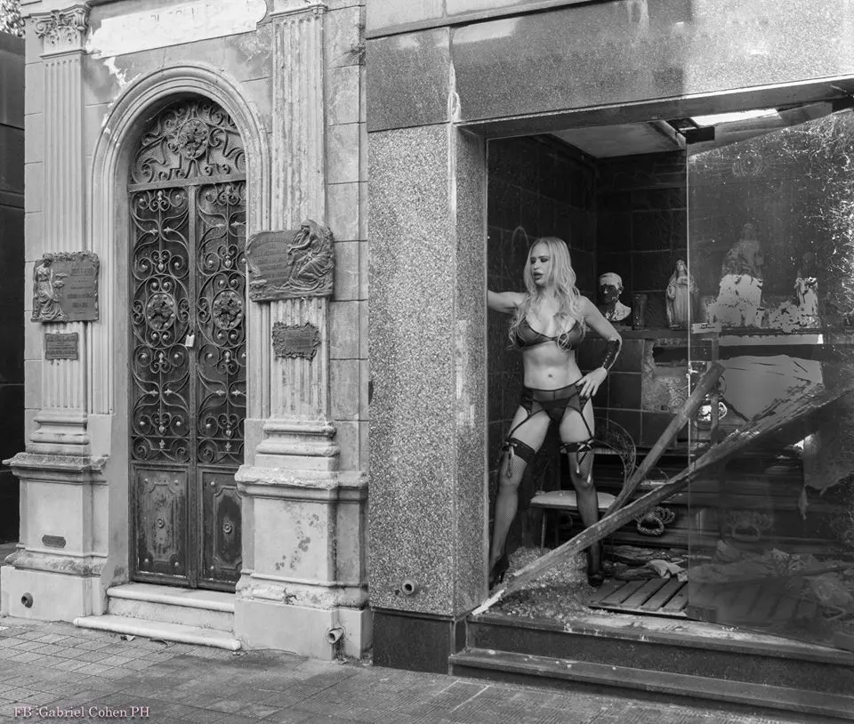 Desnudas en Publico - Flashing 35