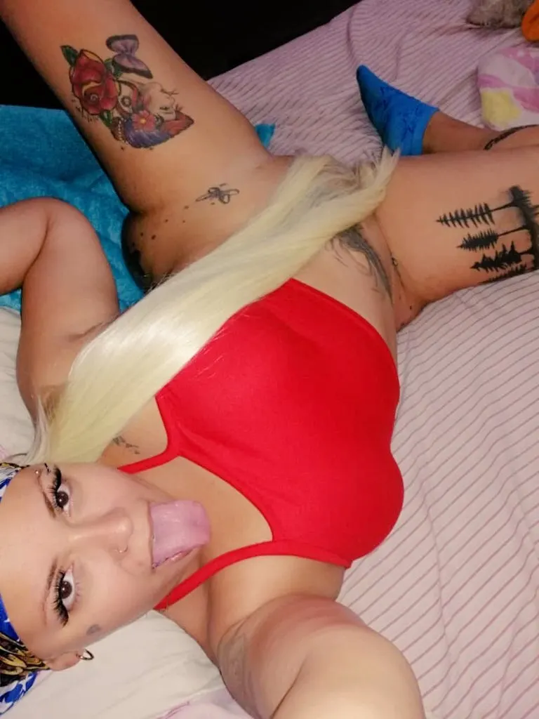 Vaginas, tetas y culo