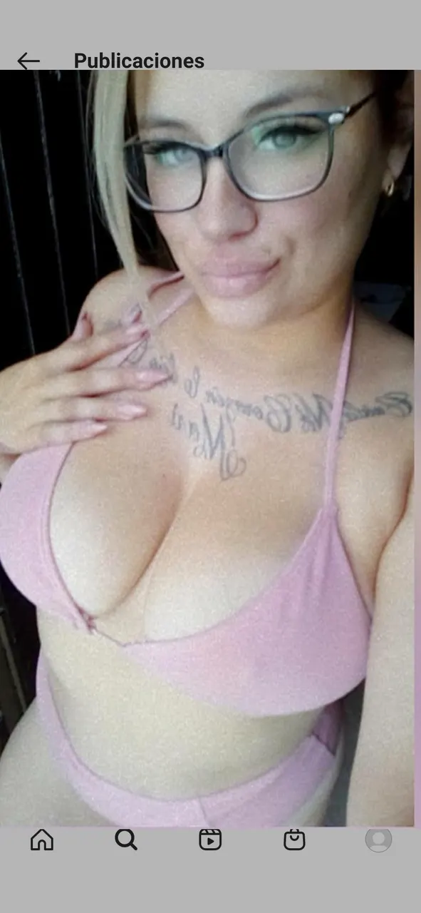 Ella es belen si alguien tiene nudesque mande x priv