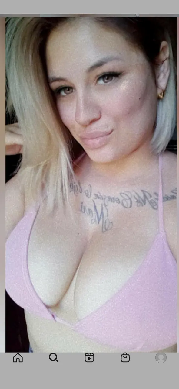 Ella es belen si alguien tiene nudesque mande x priv