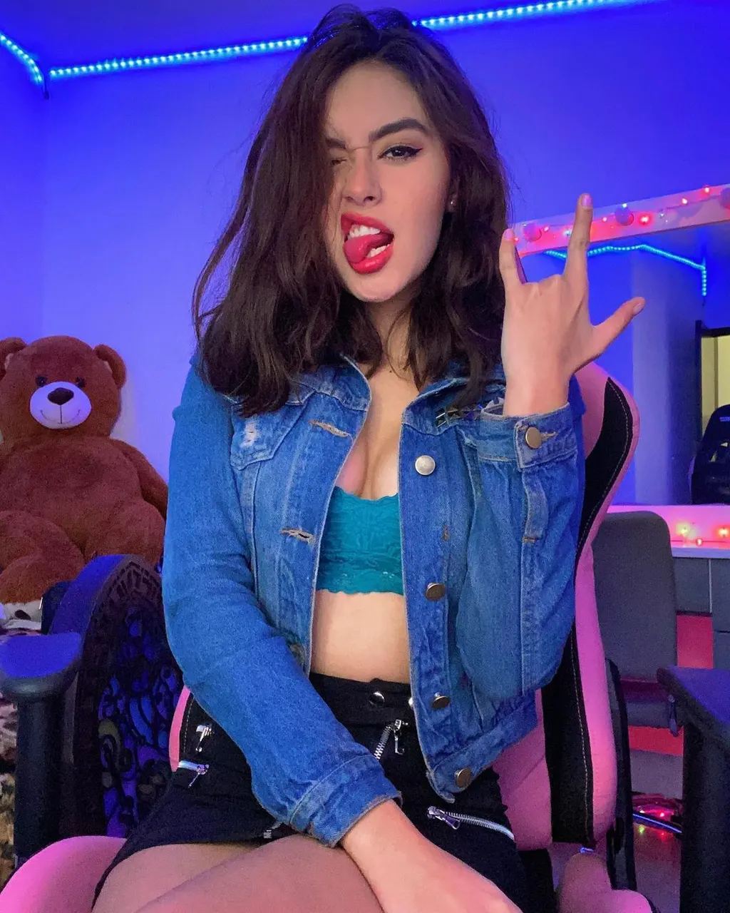 xlightmoonx fake y más 🍌💦🍑