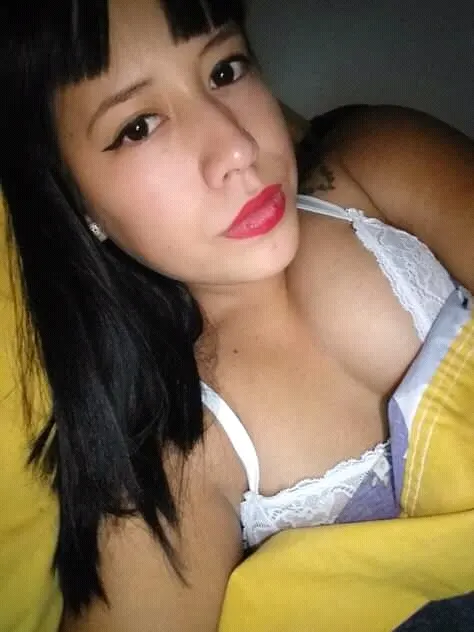 La putitas de gchu pagas muy buen servicio