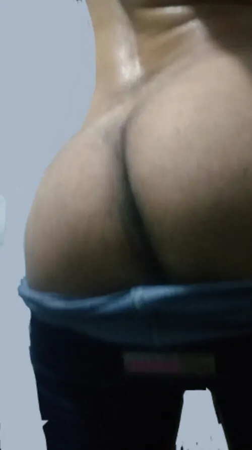 Culito en Jean y sin Jean...
