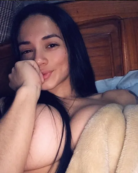 Paraguaya (2021) vane Trinidad buena teta y tremenda concha