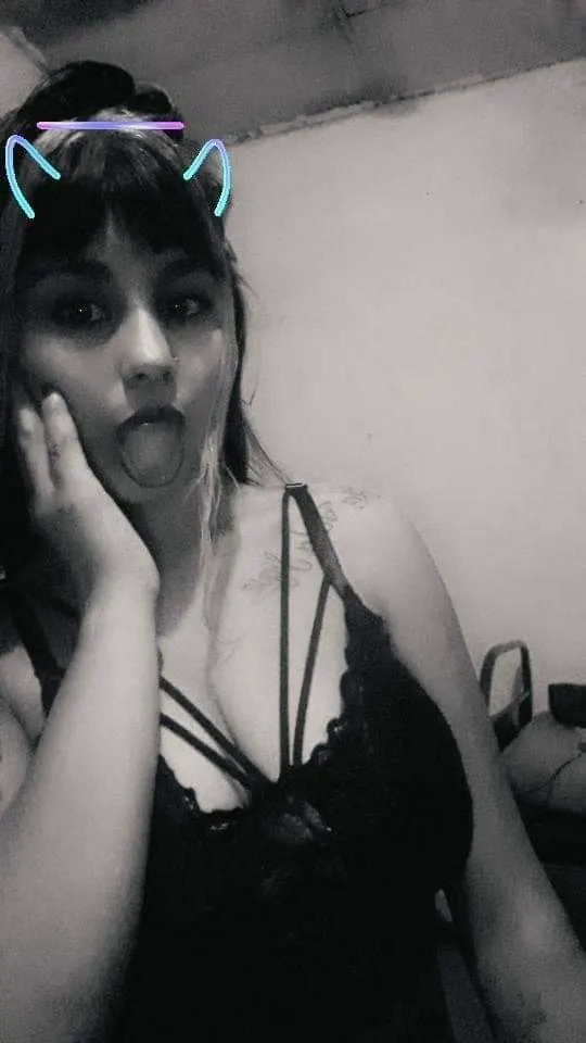 Un poco más de esta turrita putita🤤😈🤫
