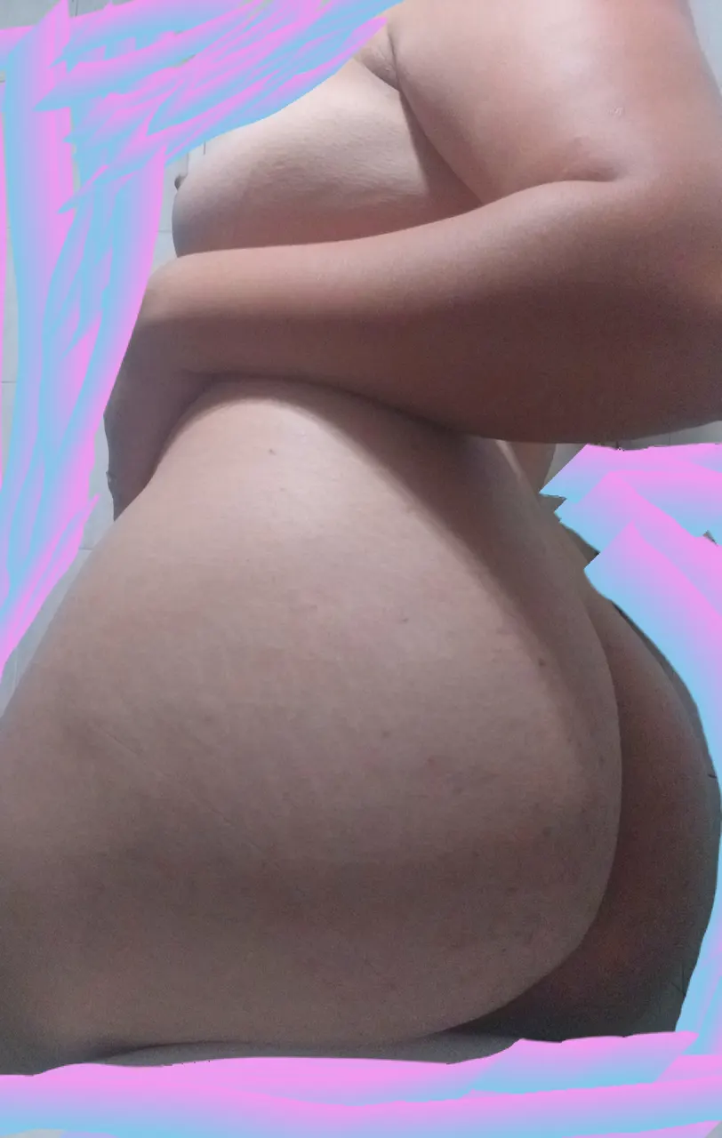 Culonas amateur, con el culo con piel de gallina uff ,🤤