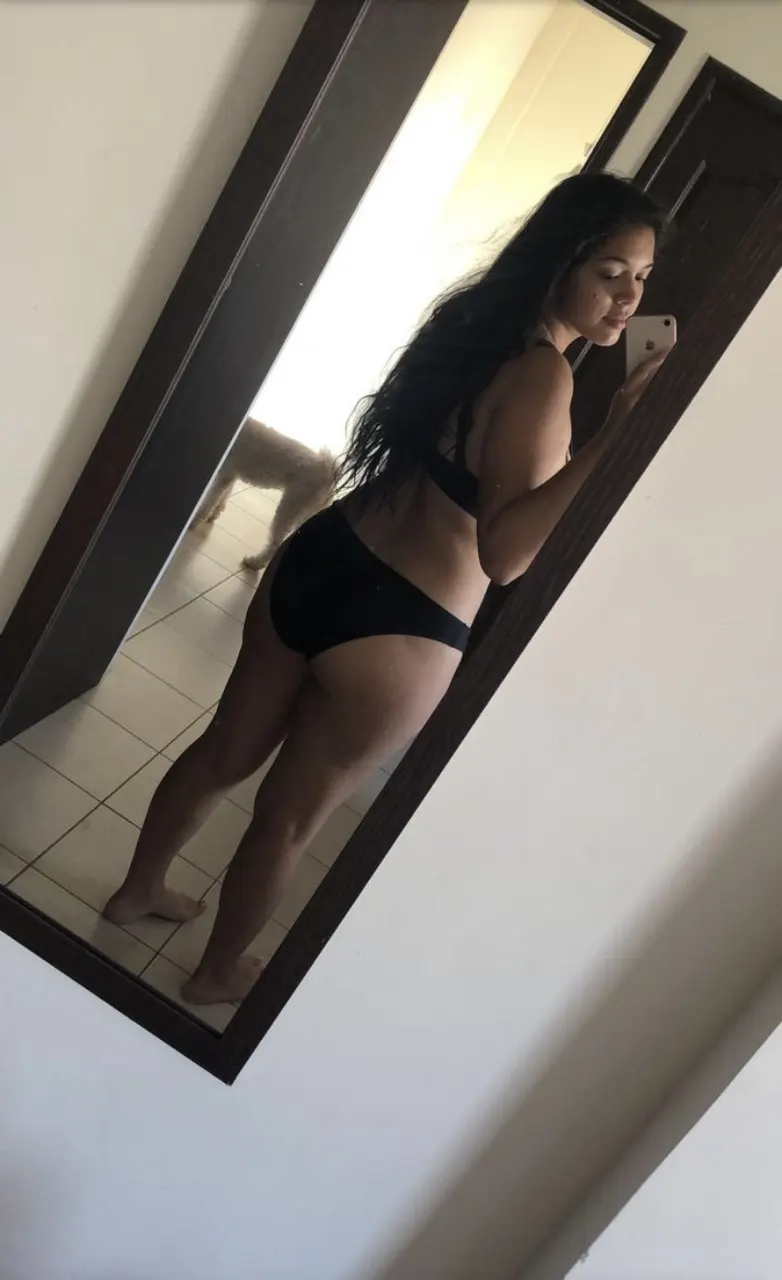 Kelly-Modeló Ecuatoriana +18🔥🔥
