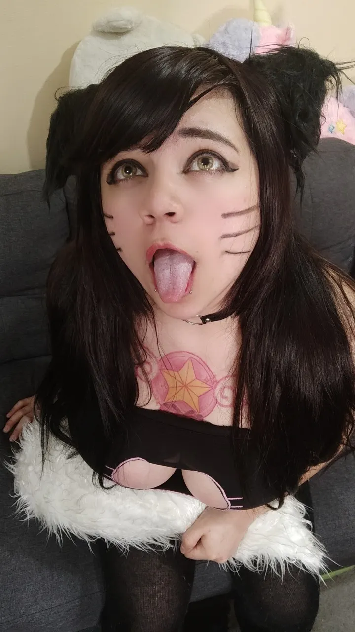 darling cute ahri cosplay
