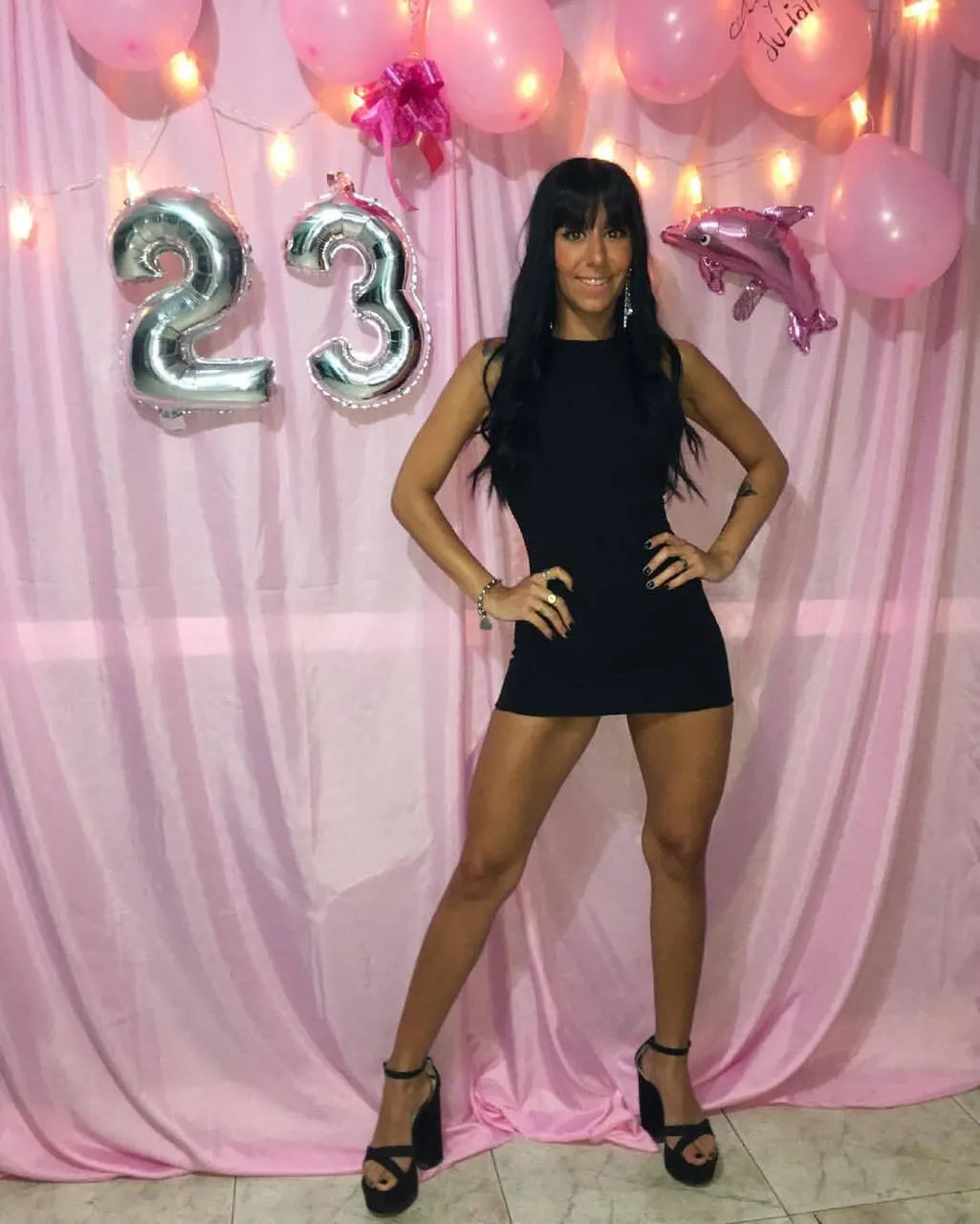 Karen Romina, Karenciitaa Enrique
