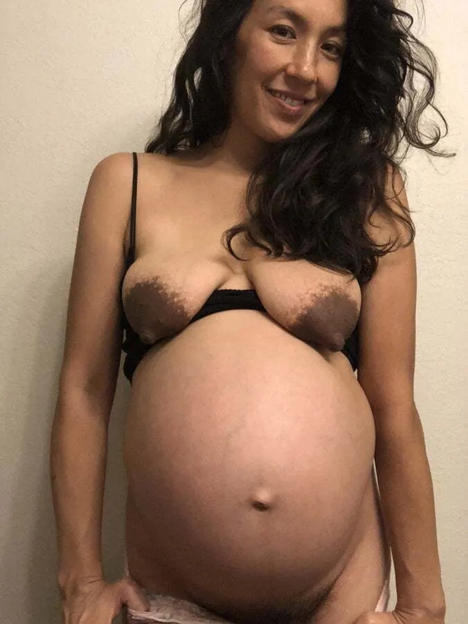 Embarazada Y Muy Caliente !!!