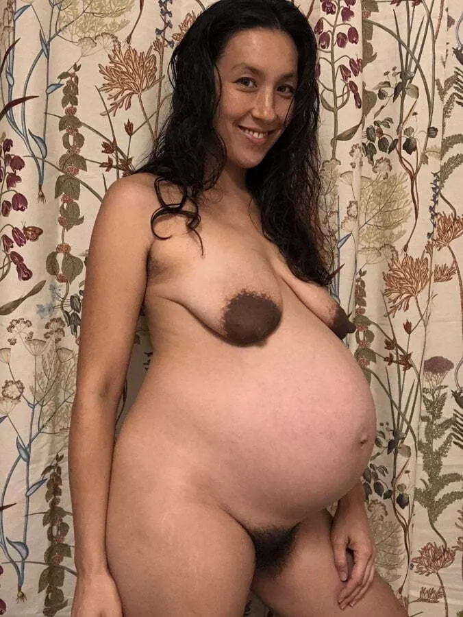 Embarazada Y Muy Caliente !!!