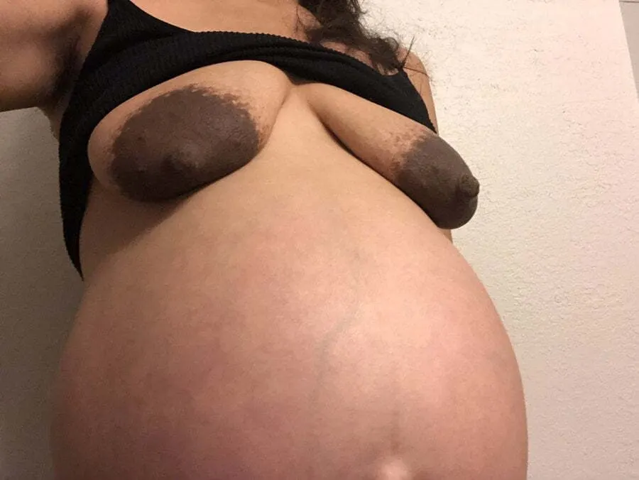 Embarazada Y Muy Caliente !!!