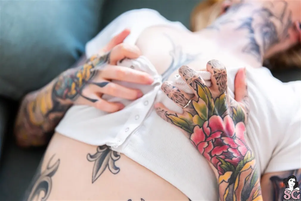 Sinful Suicide Honeycomb