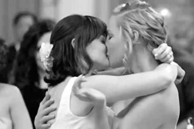 Besos entre chicas que te van a gustar