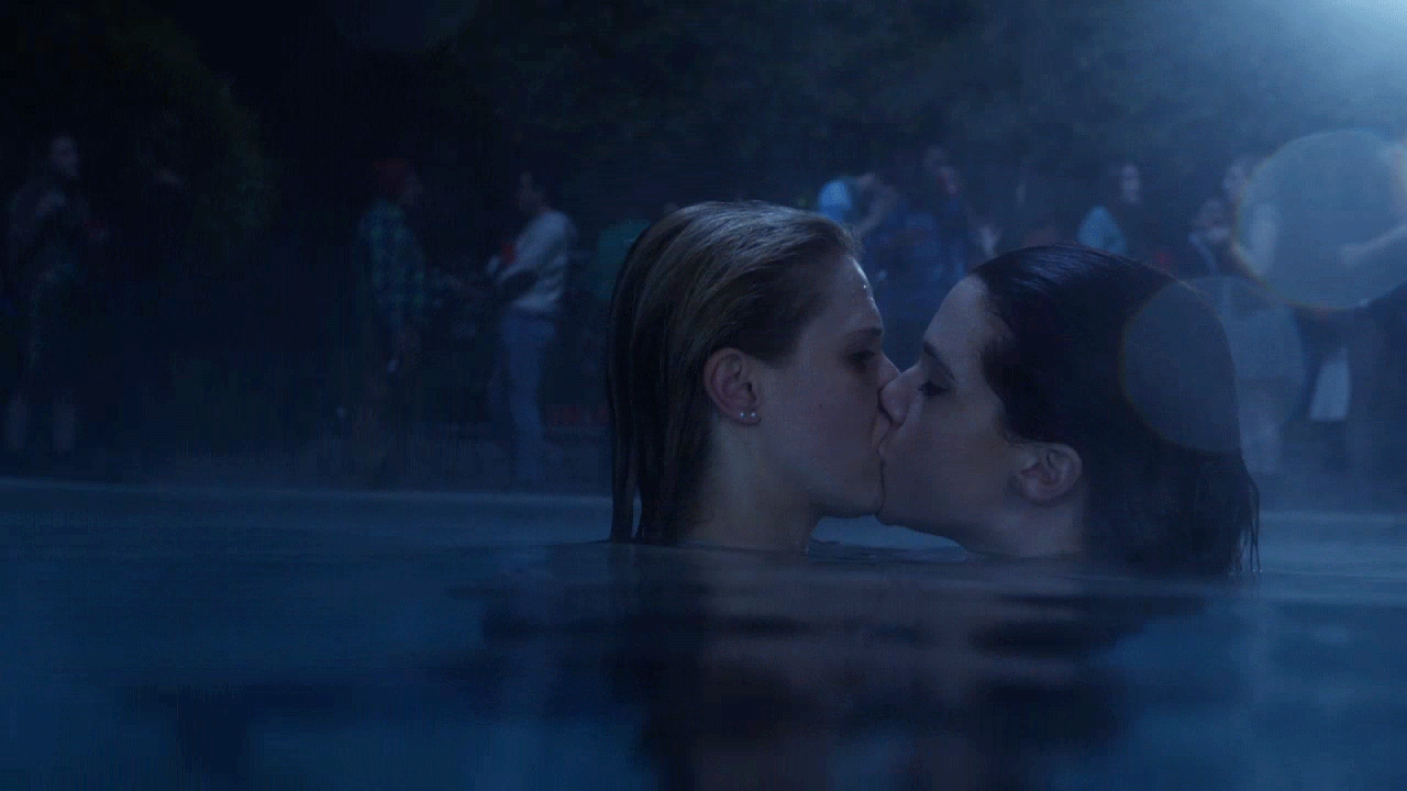Besos entre chicas que te van a gustar