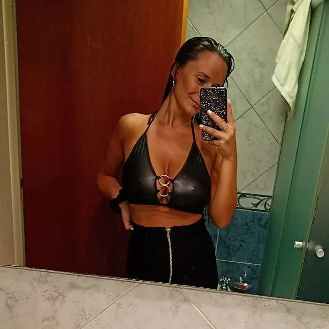 Micaela Carubiaa tetona