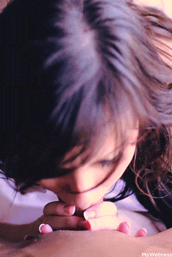 Calientes del Dia 15/03 Gifs