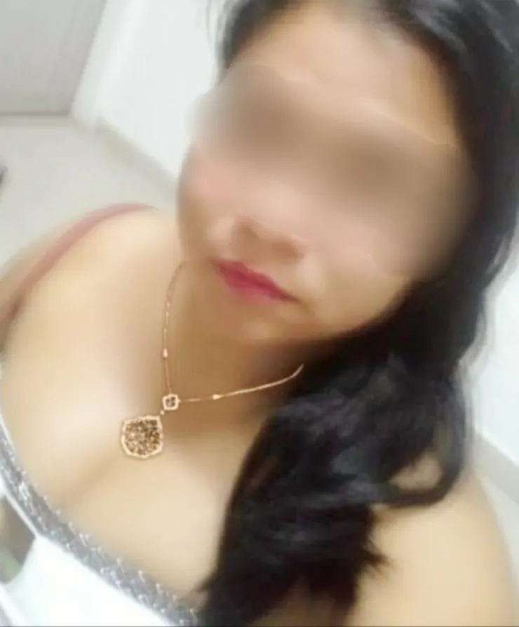 Siempre me voy a coger a tu esposa cornudo ella pago el hote