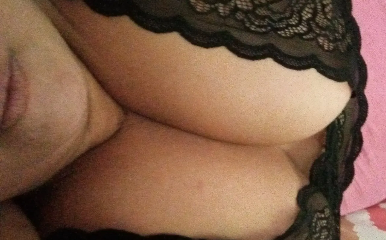 Mi comadre Cynthia y Su marido cornudo