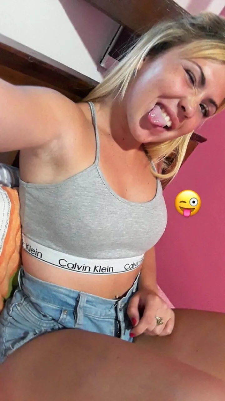 Pendeja Rosarina de insta bien puta