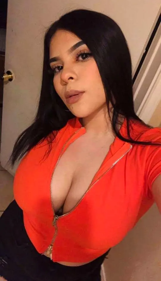 Milf fea cogida con hijas buenísimas