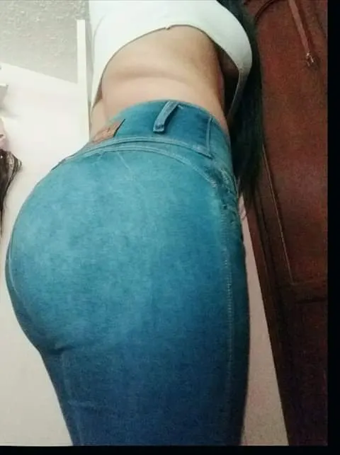 La encontré de casualidad en Facebook 😎😈