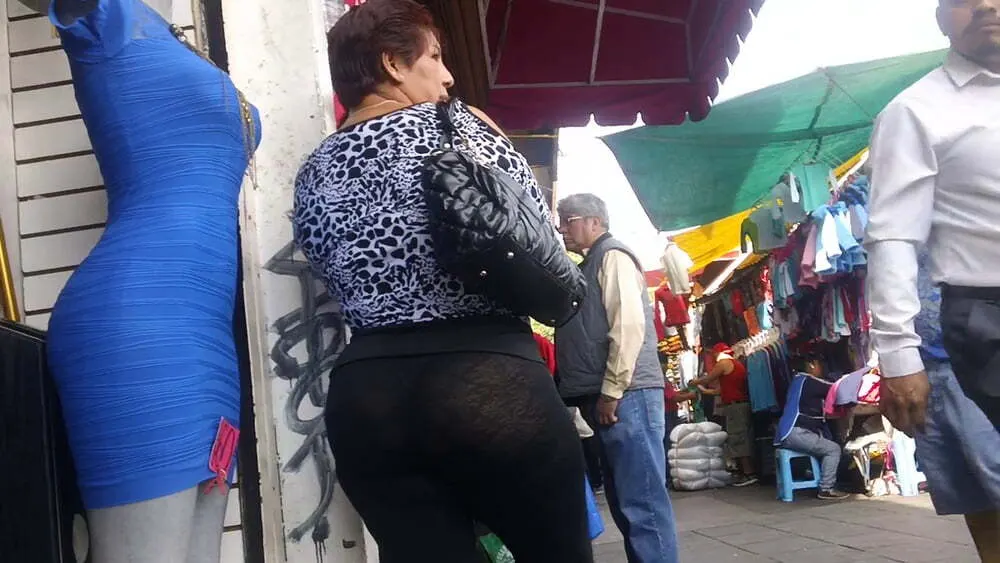 Tanguitas marcadas, muy putitas.