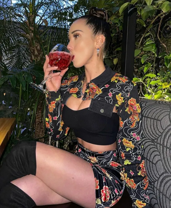 Danik Michell (AcaShore)