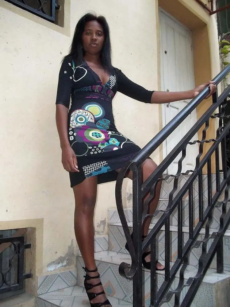 morena casada sexy