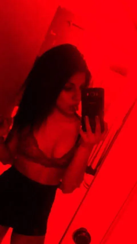 Kiara Bravo | Pendejita zorra