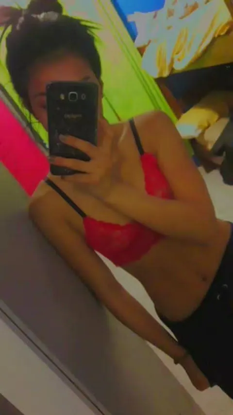Kiara Bravo | Pendejita zorra