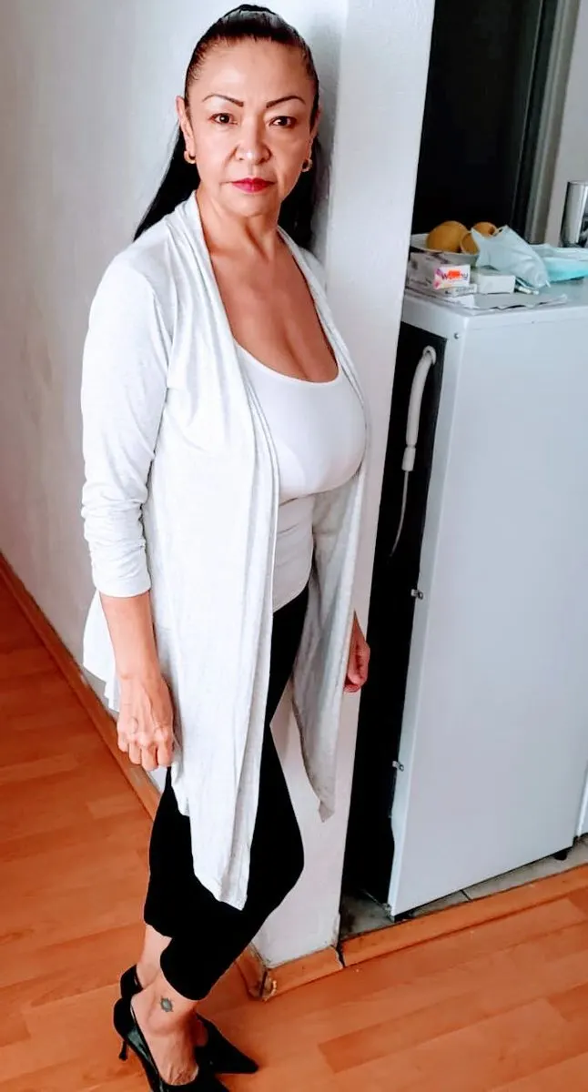 Ana Milf Escort