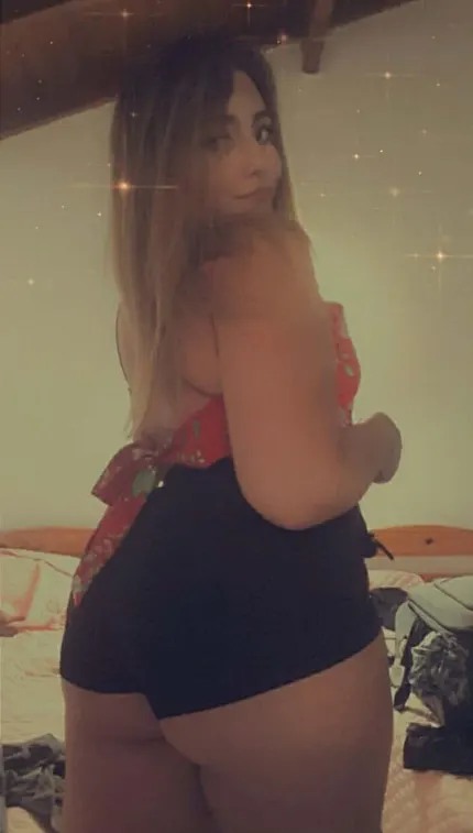 Rocío, gordita culona y tetona!