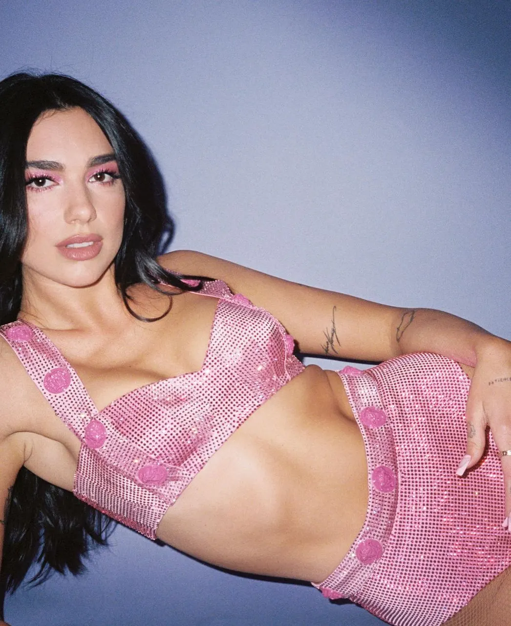 Dua Lipa en los Grammys 2021 😍