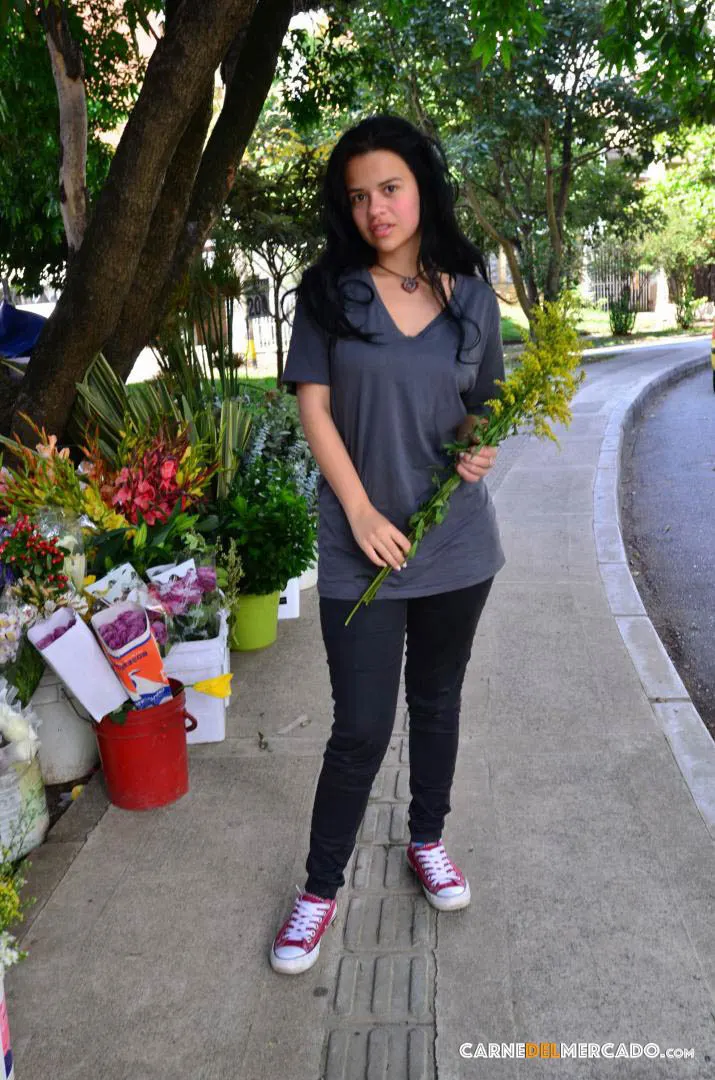 Selena Gómez - Carne del Mercado